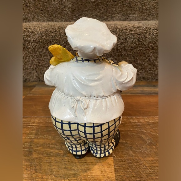 3 Porcelain Chiefs - Picture 7 of 11